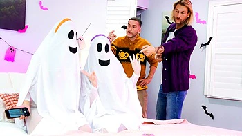 Partner swap with two hot girlfriends Selina Bentz and Juniper Ren