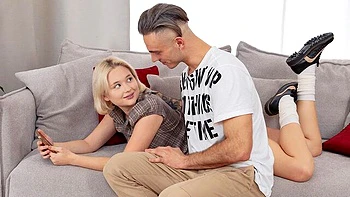 Short-haired blonde with round bottom Jessie Ames nailed by big cock