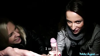 Nighttime double blowjob with Bianca Ferrero and her girlfriend