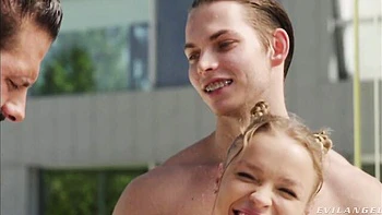 Outdoor 3some with a flexible young blonde Alexa Flexy and two men