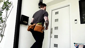 Anal video with flirtatious Steve Rickz and Amanda Riley from Grooby Girls