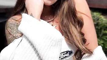 Bella and Mia's babe video