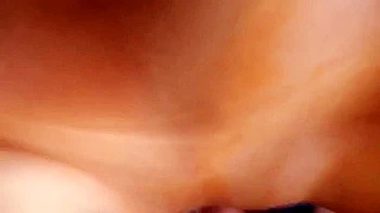 The Guy Really Likes To Have Sex With Her