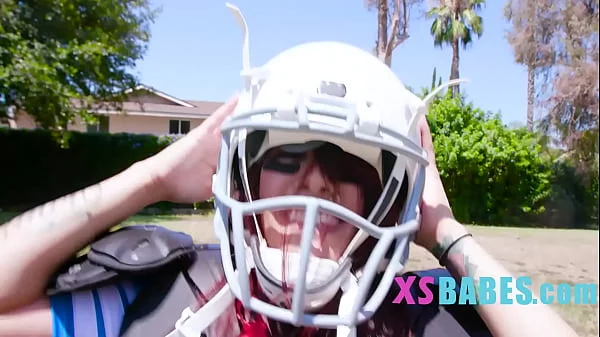 Tiniest Quarter Back Tiny Hole Touchdown