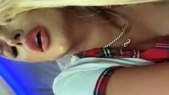 Big boob brunette masturbates on webcam