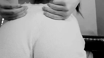 Amateur Chick Ass Shaking In Panties