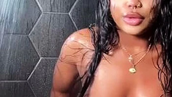 Bay: Blowjob, Doggy  Amateur Porn