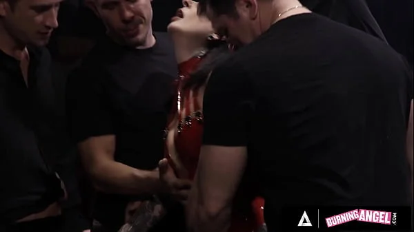 Joanna Angel Proves She Can Take 4 Big Cocks At The Same Time While Getting Gangbanged Hard