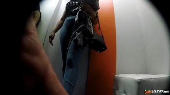 Miss O en el mall: Blowjob, Doggy  Cowgirl Porn