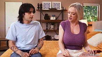 Her husband aint doing anal so she did it with her stepson