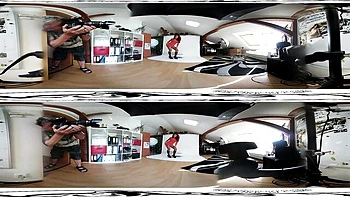 Milf sex with cutesy amateur from Bravo Models