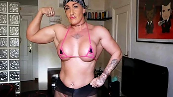 Very Bitch Personal Trainer 01