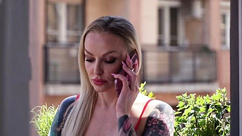 Looking-good Kayla Green at natural tits sex