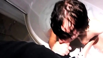 18yo Amateur GF Gives POV Blowjob in the Bath
