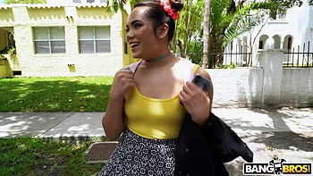 Asian Cutie Hops On The Bus