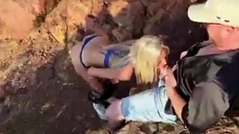 prise a l arrache contre un rocher