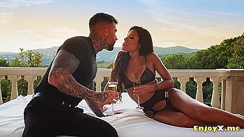 A Nasty Spanish Honey With Dark-hued Hair, Intensively Humped In The Good Outdoors - Andrea Retali