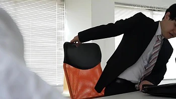 My Plain, Glasses-wearing Office Lady Is A Secretly Slutty Woman. After Having Sex With Her Once, She Changed Her Body And Made Me Cum Over And Over Again With The Techniques Shed Learned From Erotic Manga. Riko Hoshino