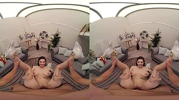 Alisa is alone: Blowjob, Doggy  Cowgirl VR Porn