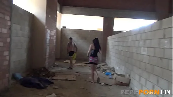 Lucky Gabi fucks his girlfriend in the streets and cums twice on her face