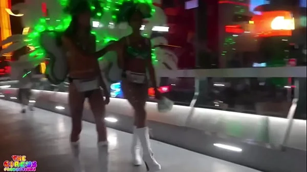 Michael Myers fucks Ebony Mystique on the Las Vegas Strip