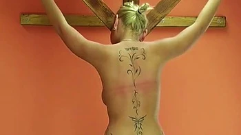 Spanking Machine - Bare Back Whipping