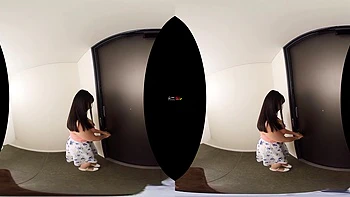 Sex-Starved Voluptuous Wife Pays Me a Booty Call