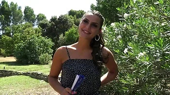 Kelly and Pam throw themselves into the unknown! - Jacquie et Michel TV