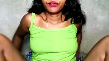 Desi Teen Solo Masturbation with Toys