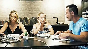 Mona Blue 7zdl6cjhwk5b-yf4