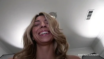 Newbie Petite Girl Gets Dirty Anal Creampie