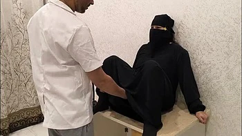 Desi Doctor Fucks Muslim Pussy During Checkup - Puja Gets Banged Hard