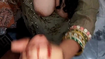 Desi Indian couple homemade sex - QueenbeautyQB tight pussy creampie doggy style