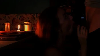 Casal apaixonado faz amor intenso e termina com gozada