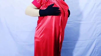 Bangladeshi Beautiful Hot Housewife Having Sex And Dancing Inside The Room