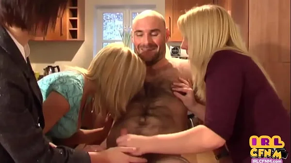 CFNM handjob sluts kissing and milking one horny man