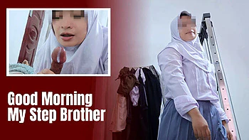 Minokiiko Morning Blowjob: Hijab Asian Stepsister Shocked by Step Brother's Hard Cock
