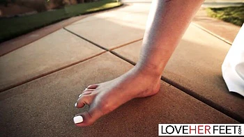 Sophia Leone's hot footjob fetish in hijab