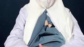 Desi Schoolgirl Comes Home and Squirts