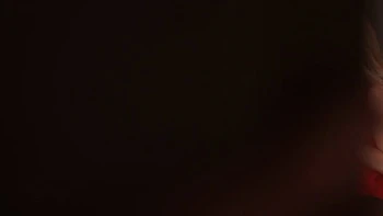 Monroe Fox follada fuerte por el culo con gran polla