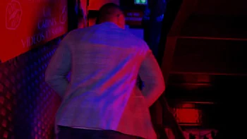 Chloé in a very small outfit for her fitness session - Jacquie et Michel TV