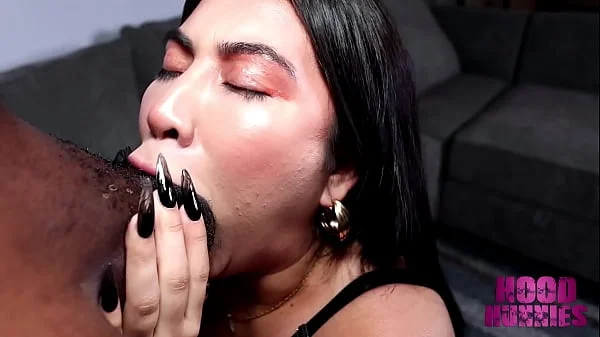 Big Booty asian chic Tokyo Lynn takes enormous girthy Black dick up her ass