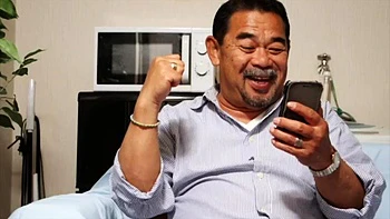 Slender and lewd housewife: Blowjob, Cowgirl  Amateur Porn