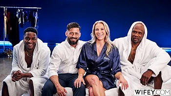 Milf curvy Bonnie follada duro con polla grande y blowjob