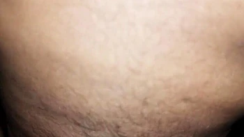 Bangladeshi Ehefrau im roten Saree wird hart von hinten gefickt - Teil 3