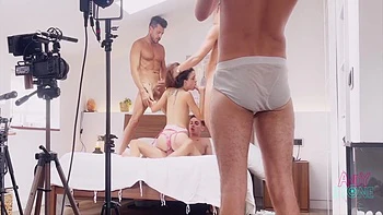 Sergio Lagos, Scu Fotos And Ohana Petite - Spanish Gang Bang Behind The . 4 To 1 !!!