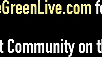 Maggie Green fodendo com peitos e buceta grandes