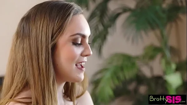 Freya Parker Surprises Stepdad With Threesome For Stepfathers Day - S23:E3