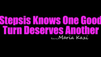 Blonde Stiefschwester bekommt harten Doggy-Blowjob