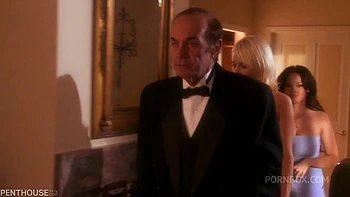 Justine Joli und Alektra Blue im 69 mit Toys